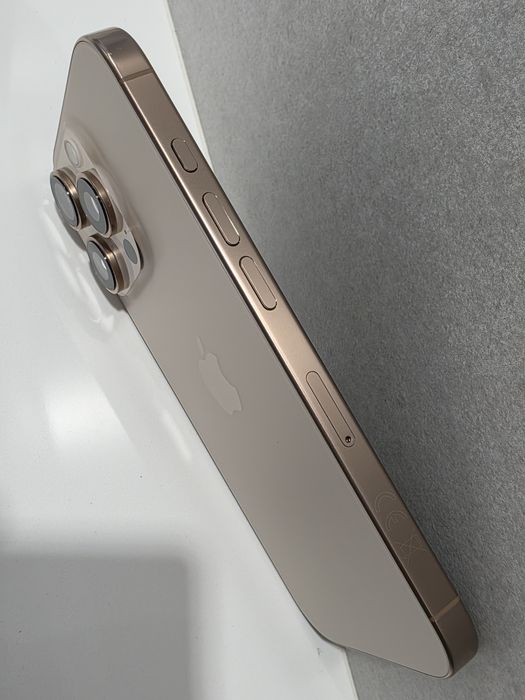 REZERWACJA Jak Nowy Apple iPhone 16 Pro 256GB Desert Titanum Komple