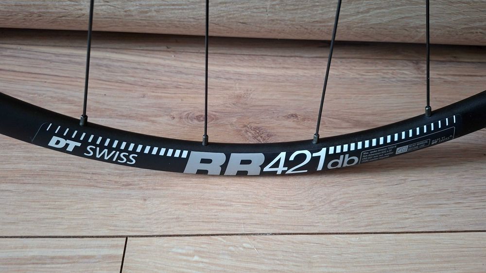 Koła 28" Evanlite na obręczach DT Swiss RR421  CL, ratchet 36