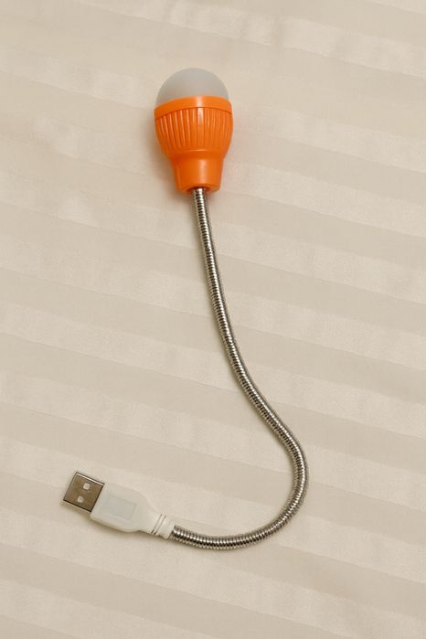 Lampka USB giętka LED – idealna do laptopa / powerbanku