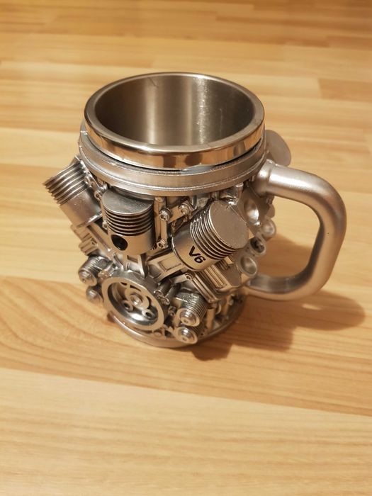 Unikalna kubek do picia piwa lub herbaty lub kawa