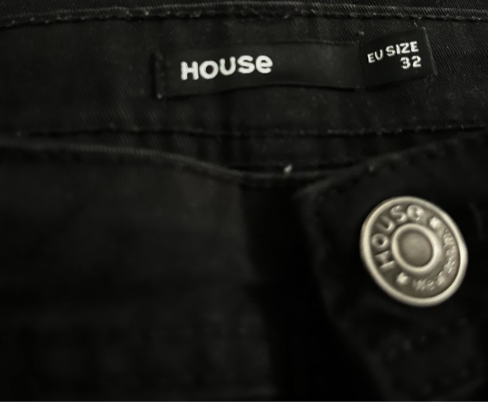 Джинсы черные House