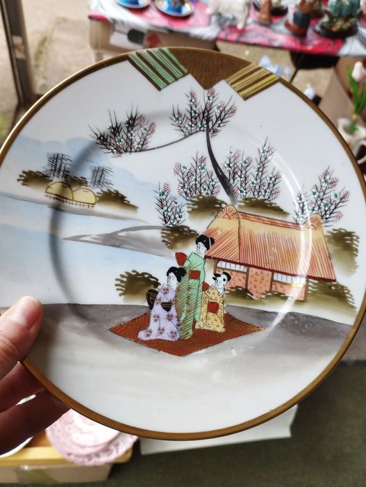 Тройка японского сервиза.