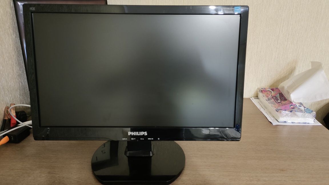 Монитор Philips 192E