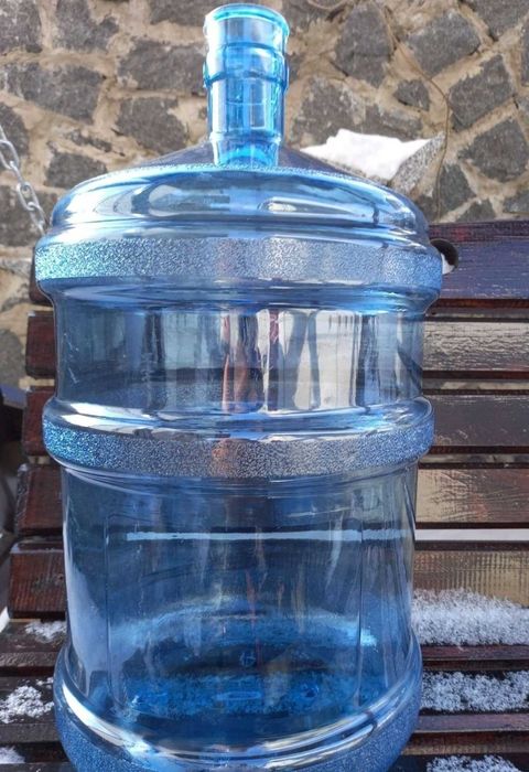 В наявності 19 л. бутиль для води компанії «Соня» із полікарбонату!
