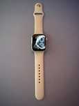 Apple Watch 8 100% kondycji baterii