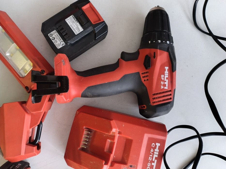 Zestaw Hilti wkrętarka dokretak i lampa