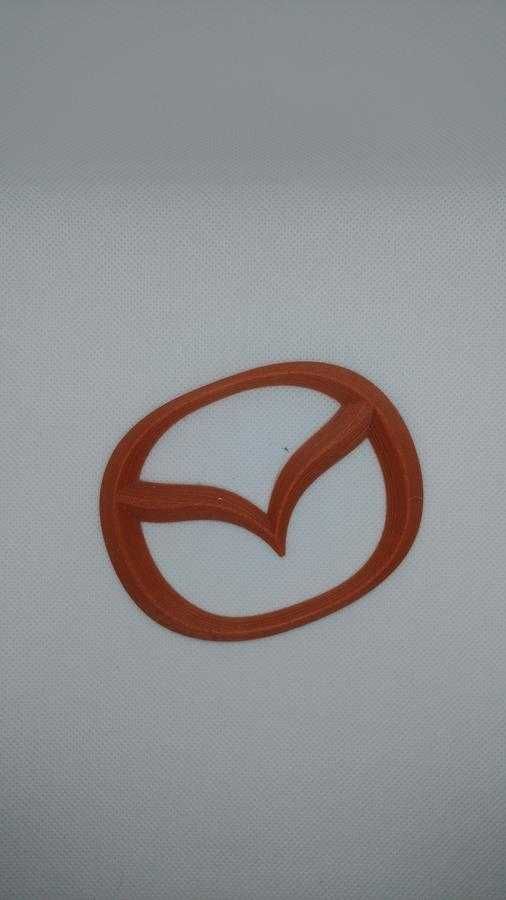 Emblemat Mazda drukowany 3d kolory
