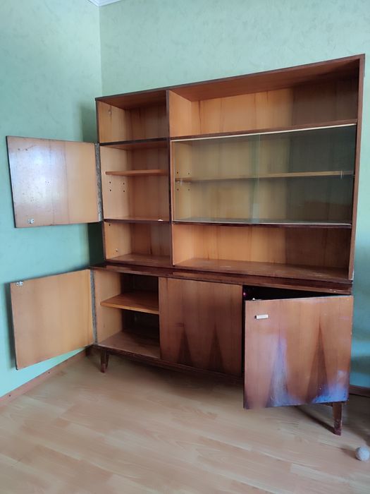 Шафа дерев'яна багатофункціональна /книжкова, сервант/