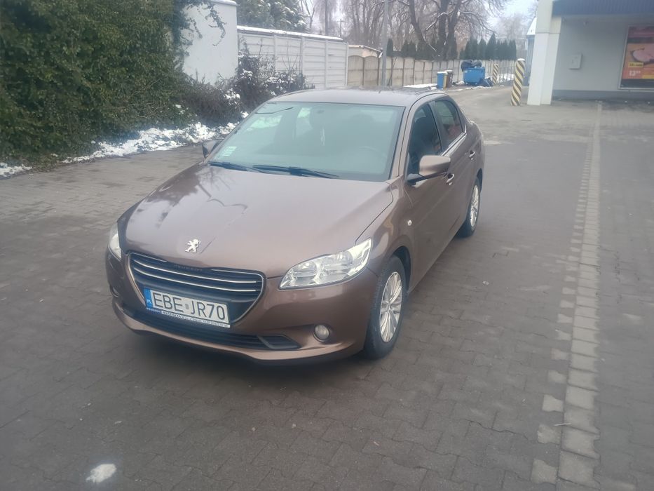 Sprzedam Peugeota 301. 1.6 HDi 160 tyś km. Posiadam go już od 9lat