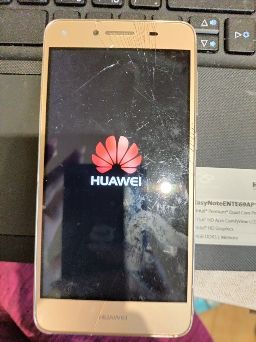 Телефон Huawei Y5 запчасти/ремонт