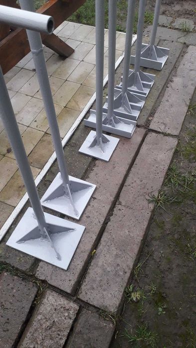 Ручна трамбовка для грунтів.