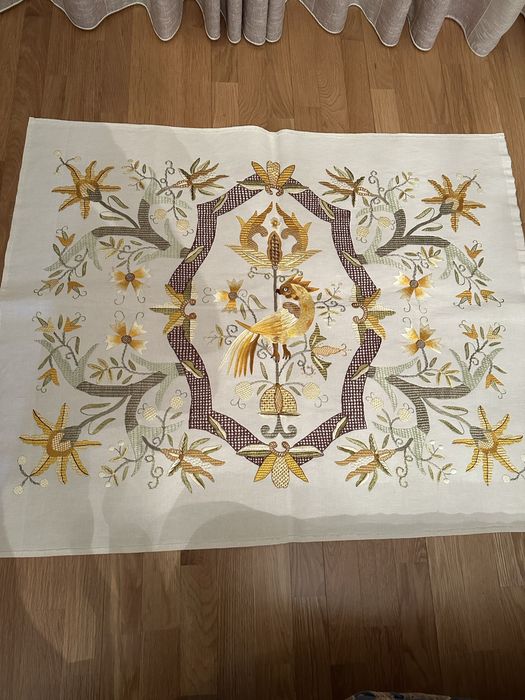 Bordado castelo branco