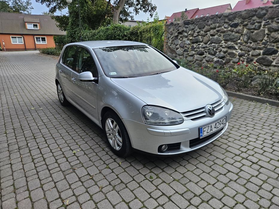 Volkswagen Golf V Edition 2008r 1.4Mpi 80km LPG HB 5d Pdc Hak Zarej
