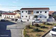 Moradia T4 para venda