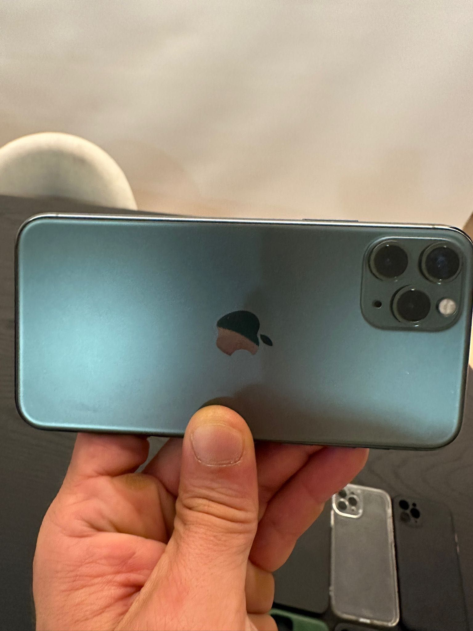 iPhone 11pro 64gb com capas