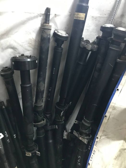 Карданний вал БМВ Е53,Е60,Е61,Е63,Е65,Е70,Е71,Ф01,Ф02,Ф10,Ф30. Кардан