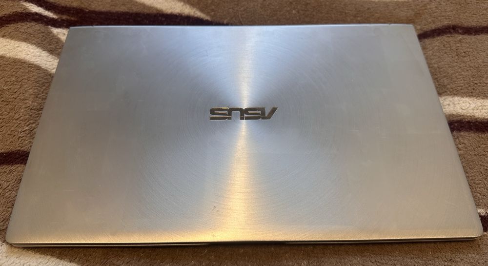 Laptop ASUS ZenBook 14