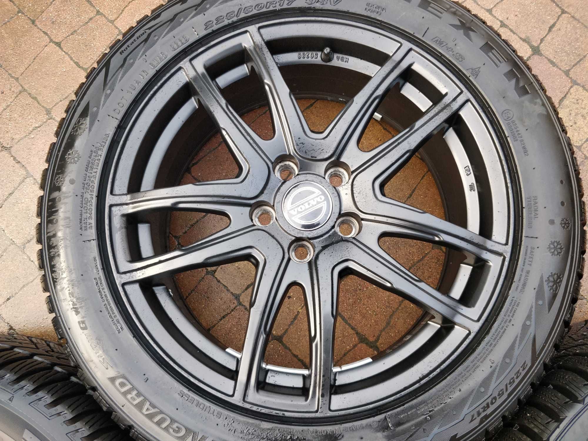 3309. Koła zimowe Volvo V60 S80 V70 5x108 225/50/17 8/9mm 2022/23r