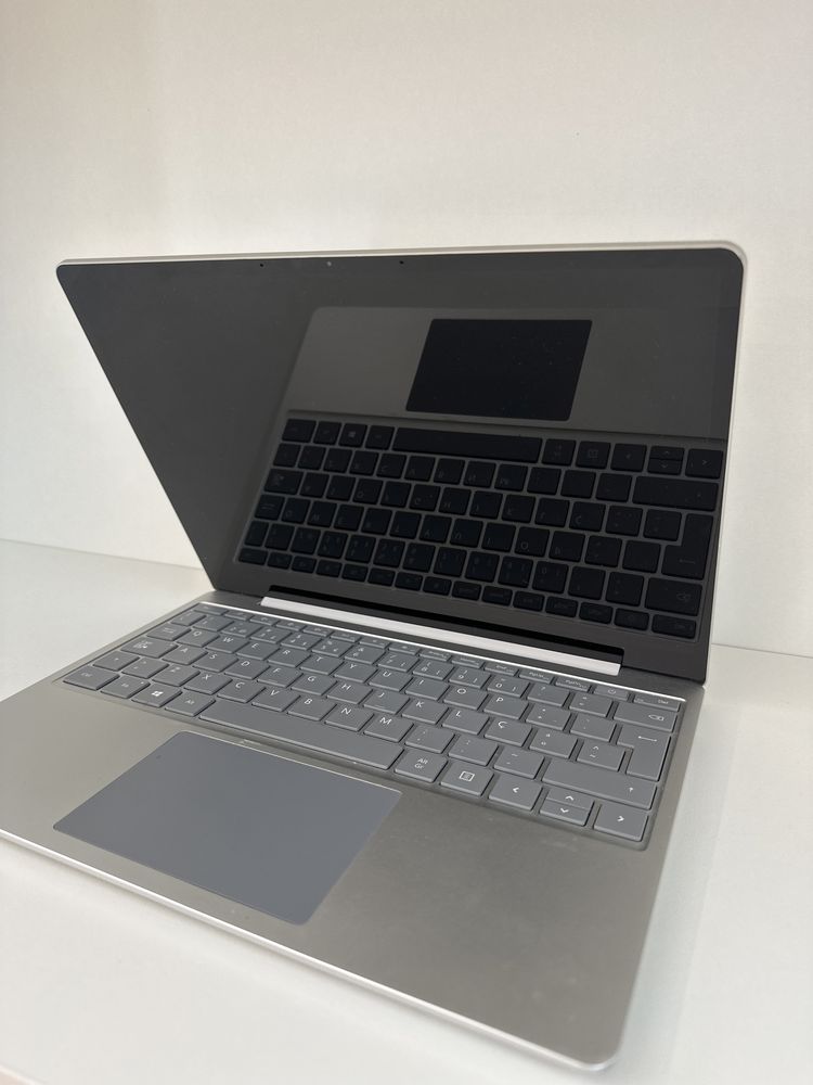 Surface intel i5 1035 -> Oportunidade