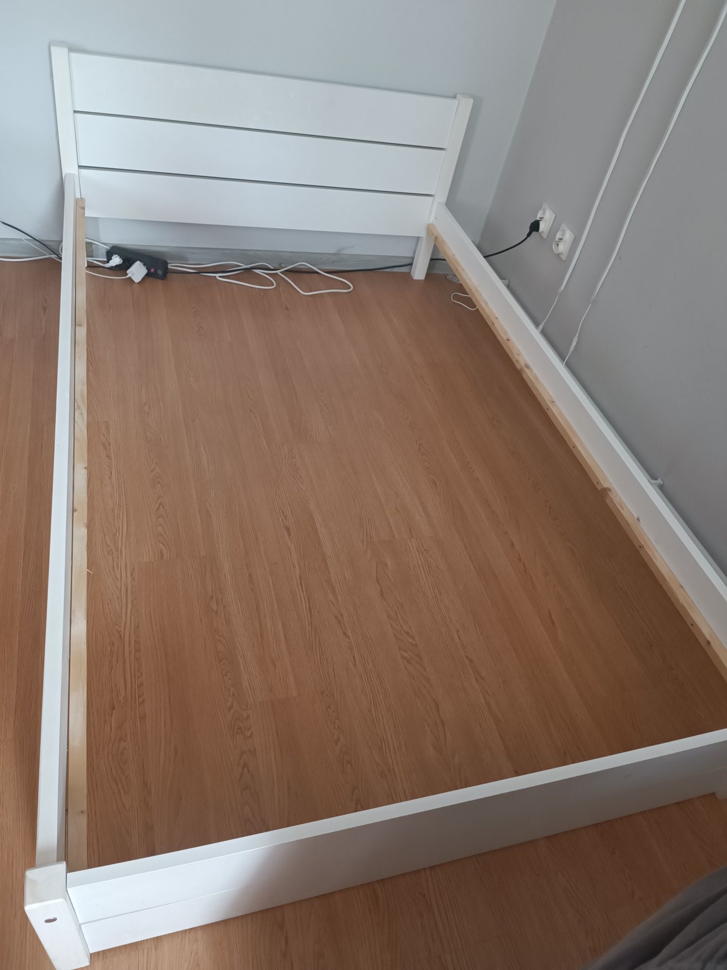 Sprzedam ramę łóżka