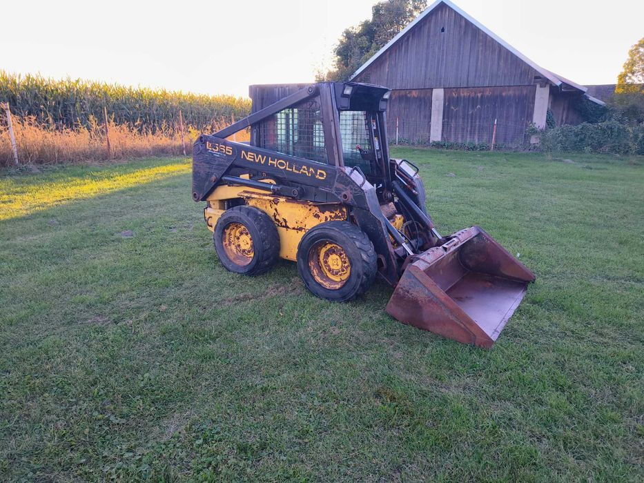 ŁADOWARKA NEW HOLLAND LX465 Z ŁYŻKĄ Super St Bobcat Schaffer Wiedemann