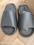 Oryginalne z pudełkiem Adidas Yeezy slide r. 40.5 Onyx