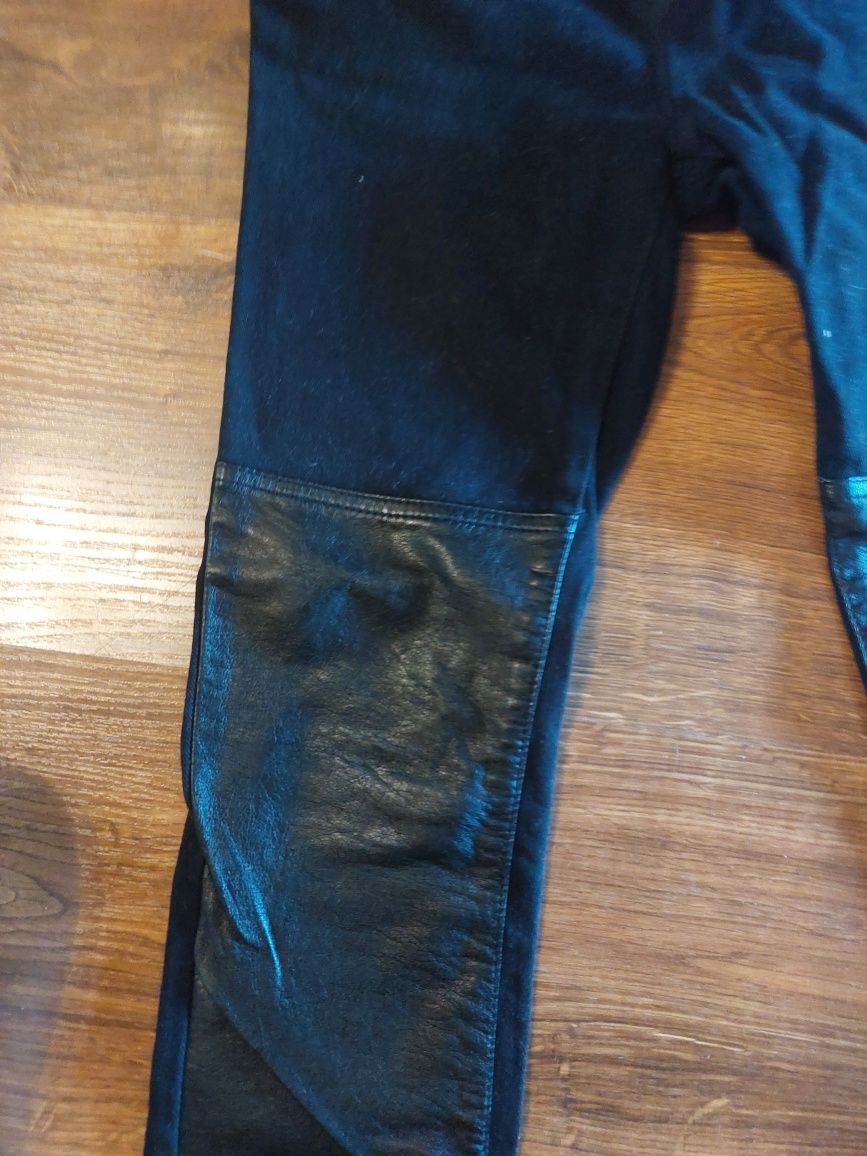 Czarne spodnie 146