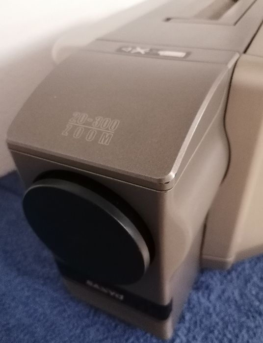 Projetor de Video Sanyo PLC-320ME, + 2 lampadas (vintage)