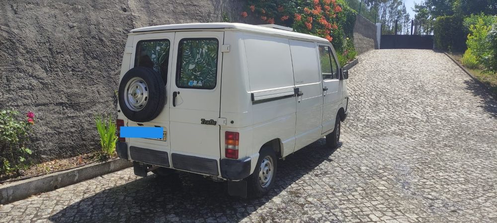 Autocaravana renault trafic