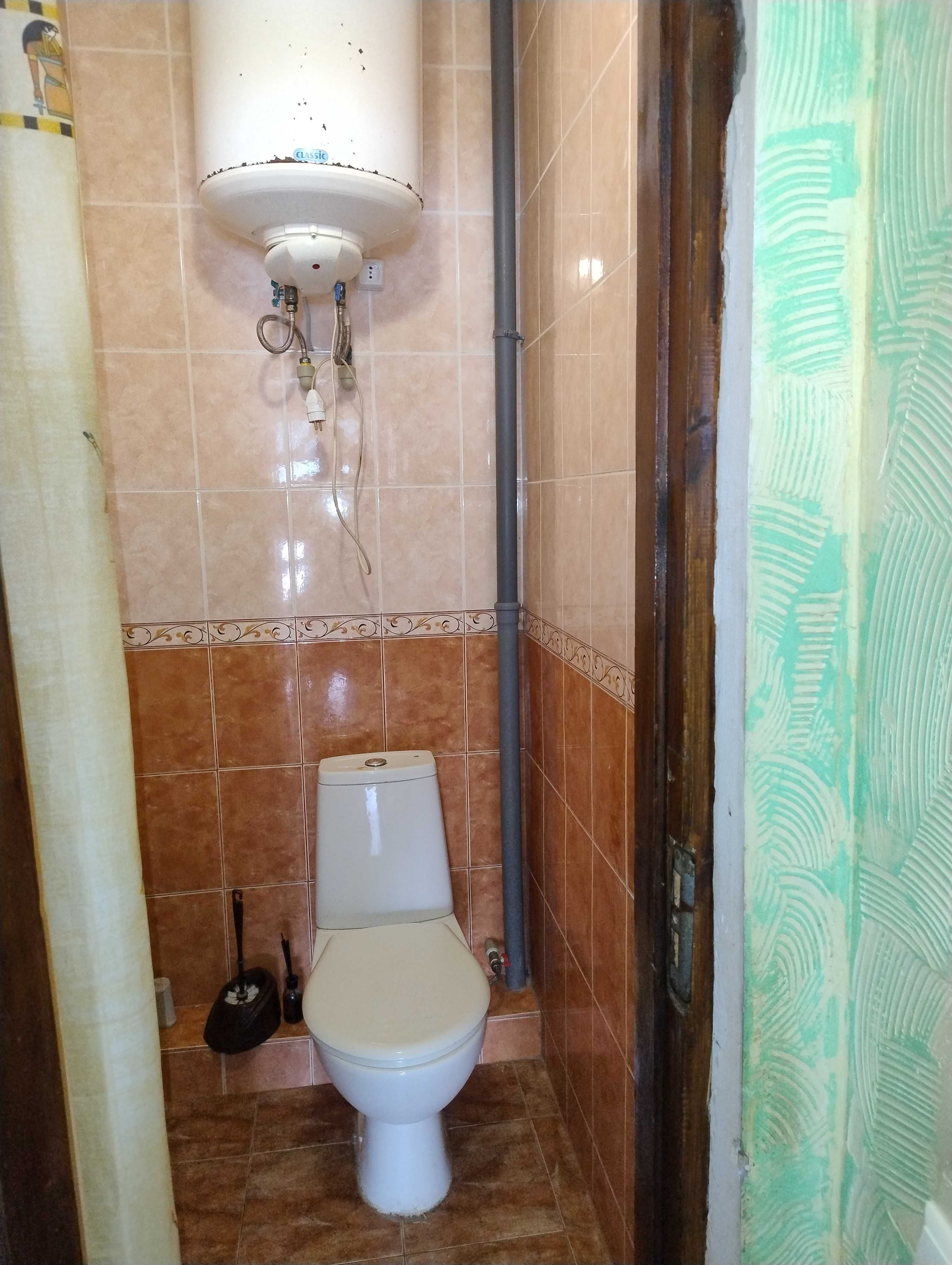 Продам дом с номерами .Затока