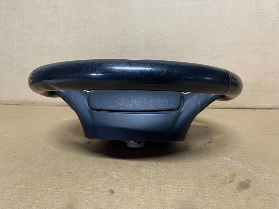 VOLANTE EM PELE FORD C-MAX ANO 2015