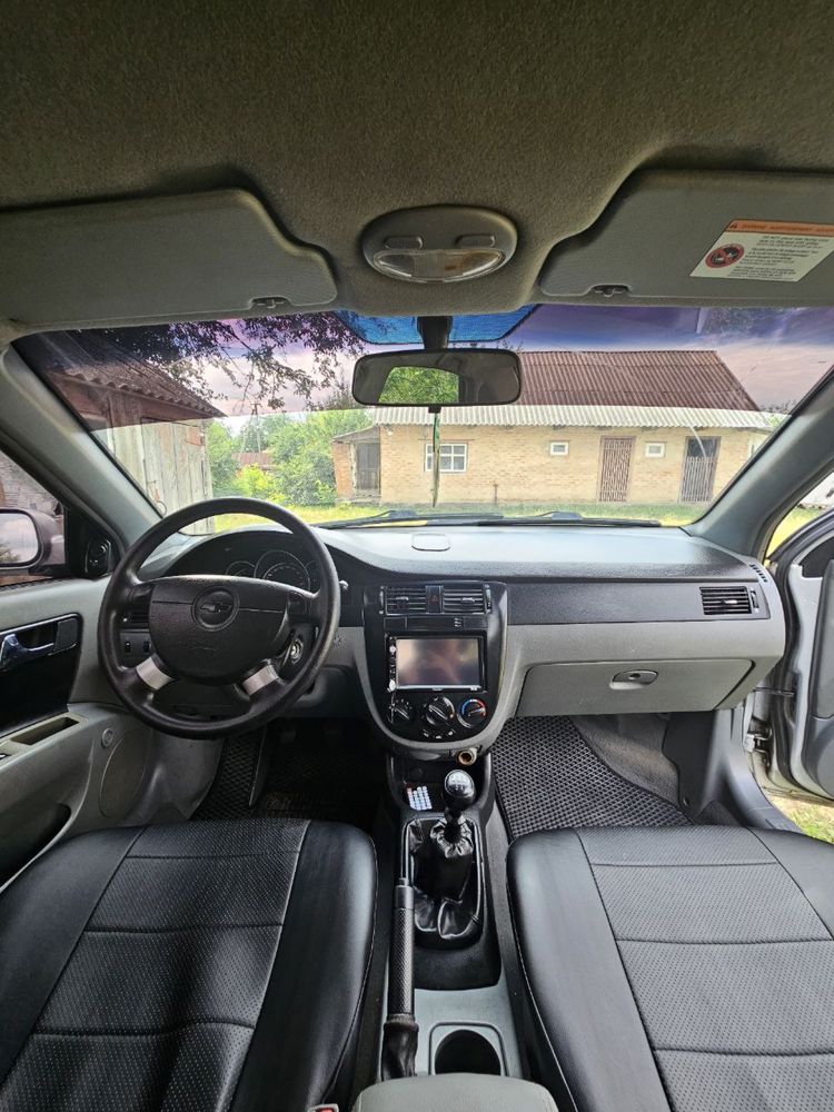 Продам Chevrolet Lacetti 1.8