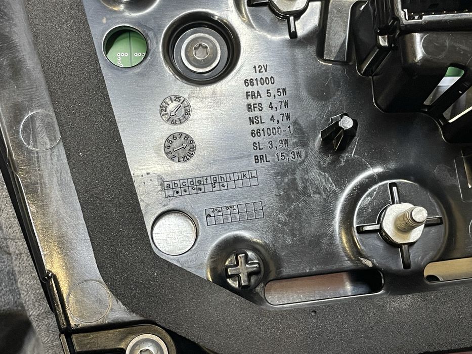 Оригінал стопи bmw g30 5 series рест lci фонарі європа жовті