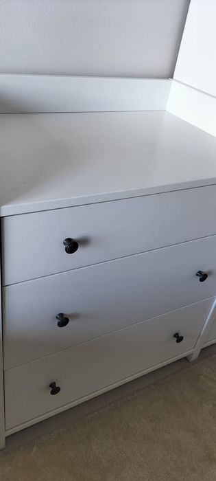 Cómoda 3 gavetas IKEA hauga
