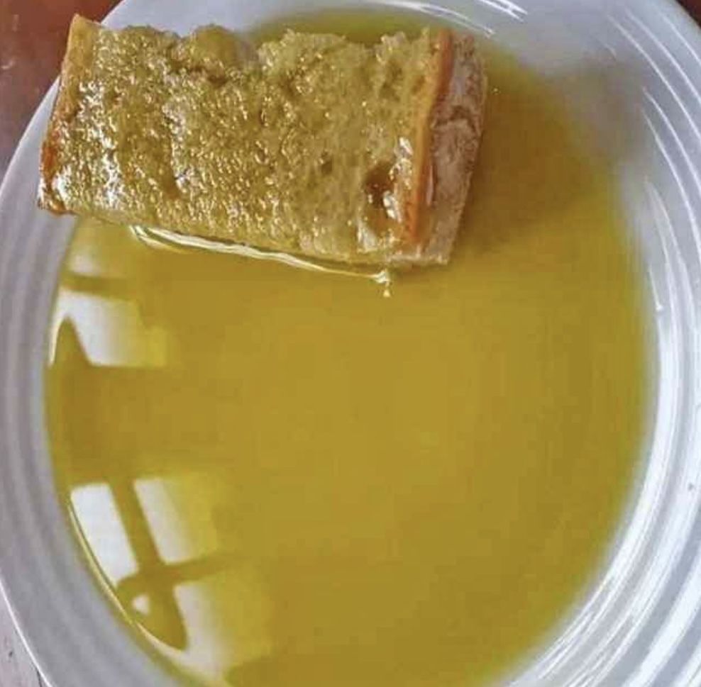 Vende se azeite novo