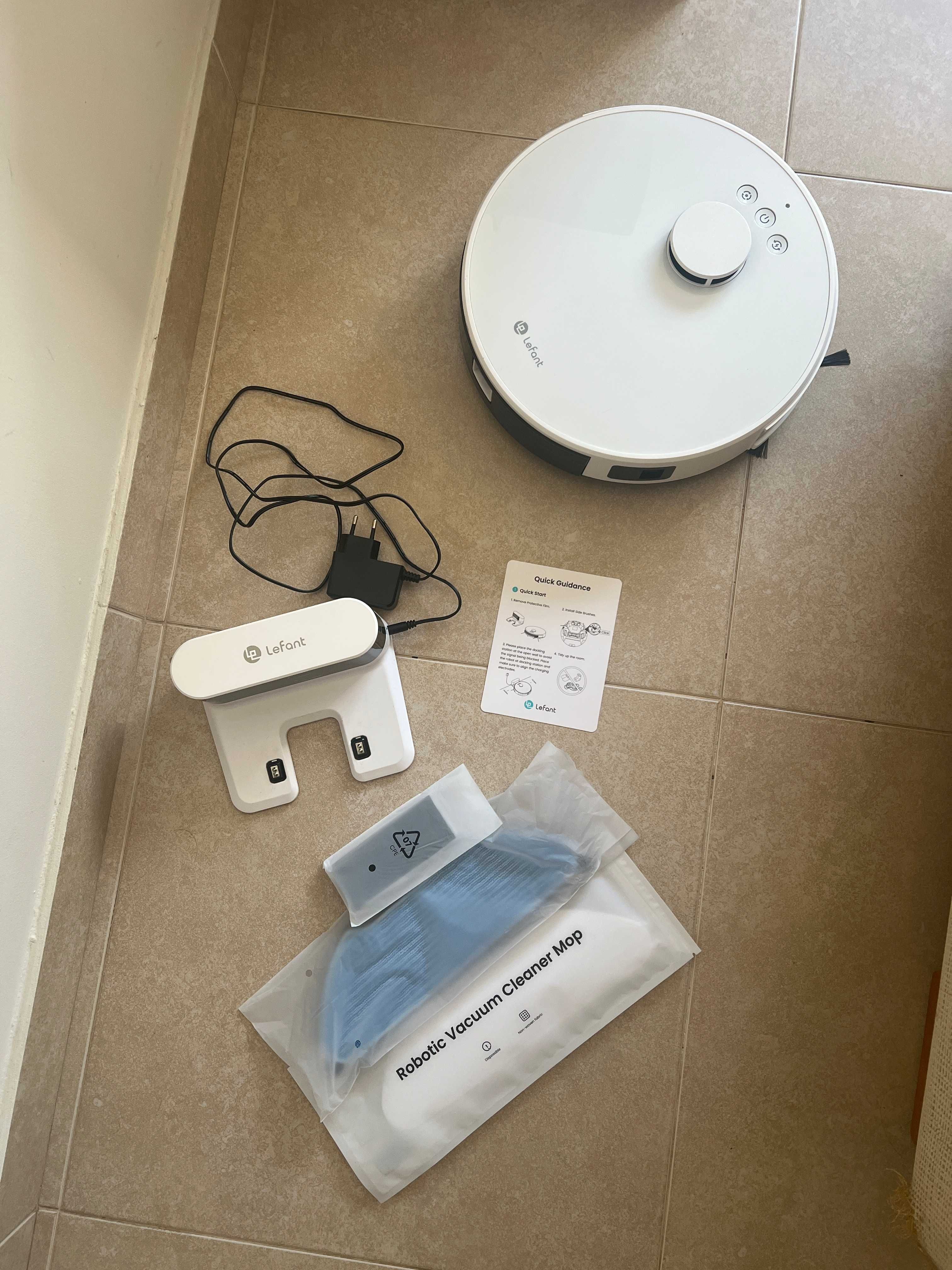 Aspirador robô com apenas 1 ano e pouco uso