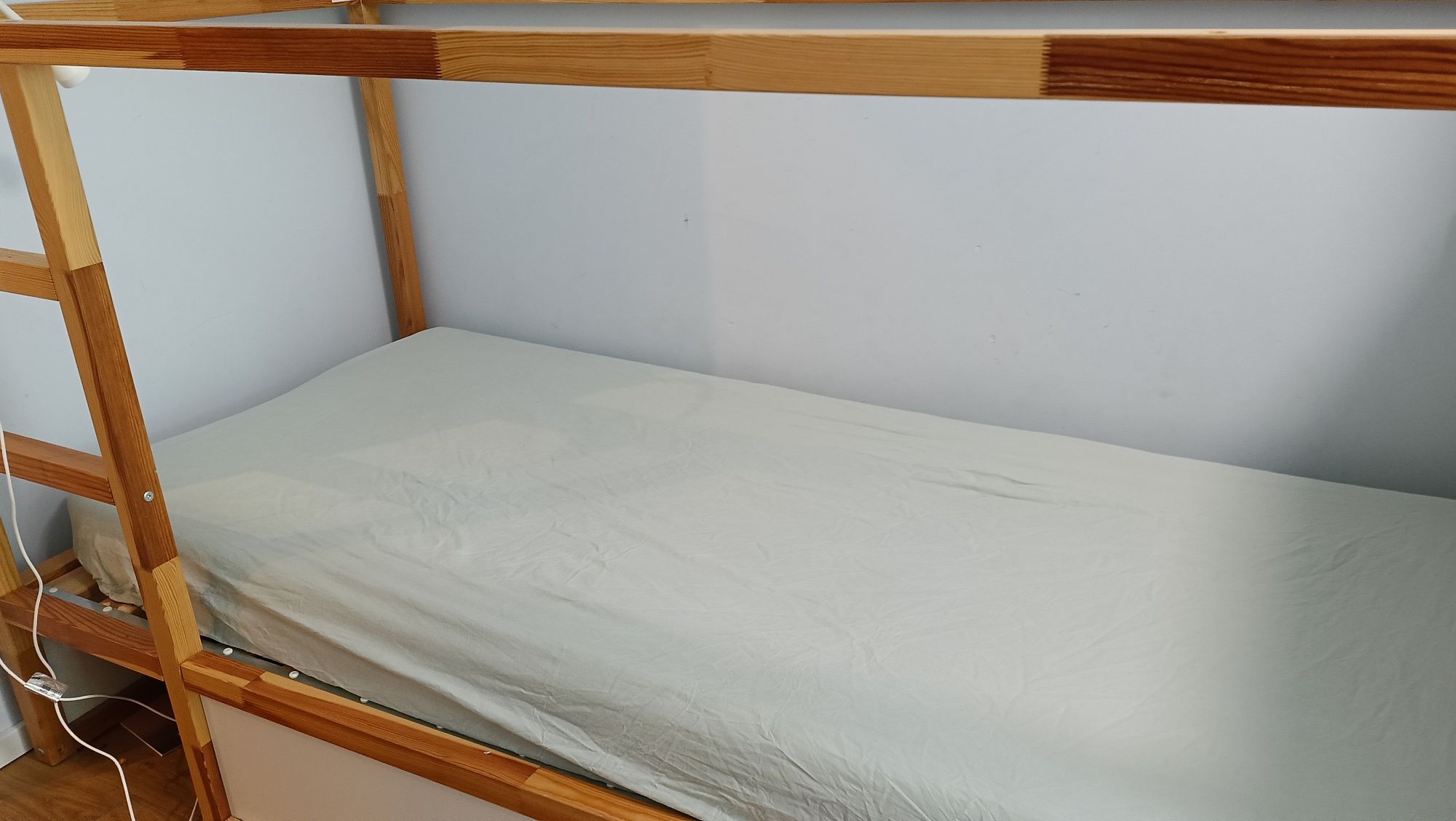 Łóżko KURA Ikea stan bdb (w sklepie za 899 zł)
