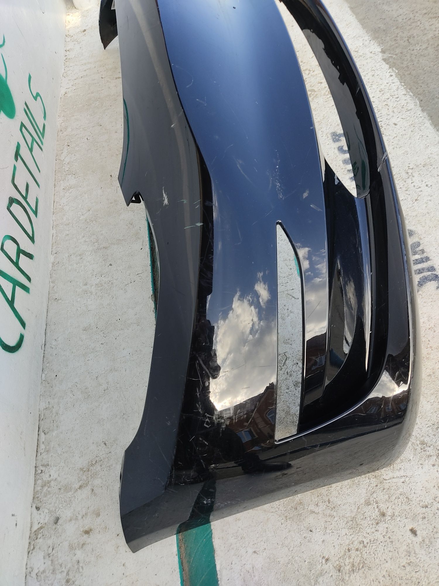 Передній бампер Tesla model 3 рестайл без партронікіа