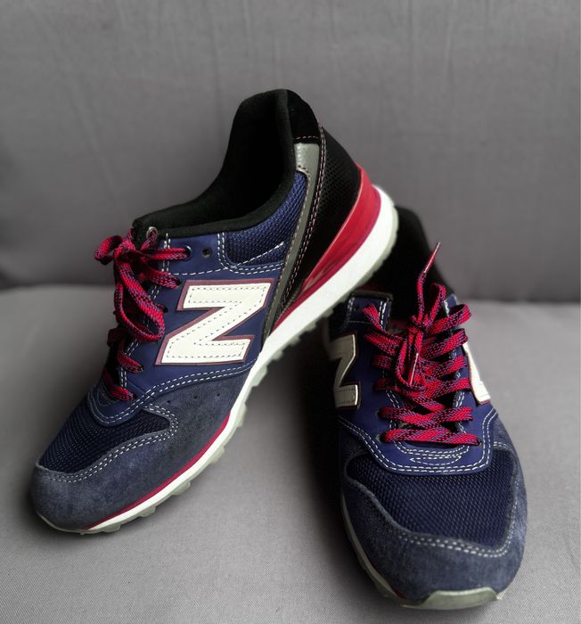 Buty sportowe marki NEW BALANCE WR996EG