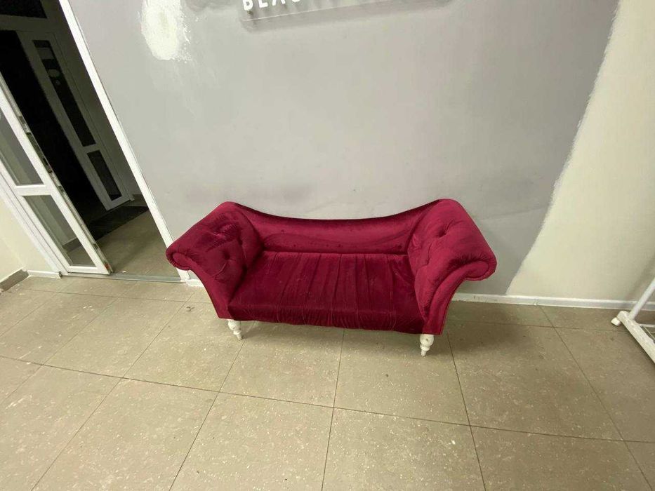 Софа більшого і меншого розмірів