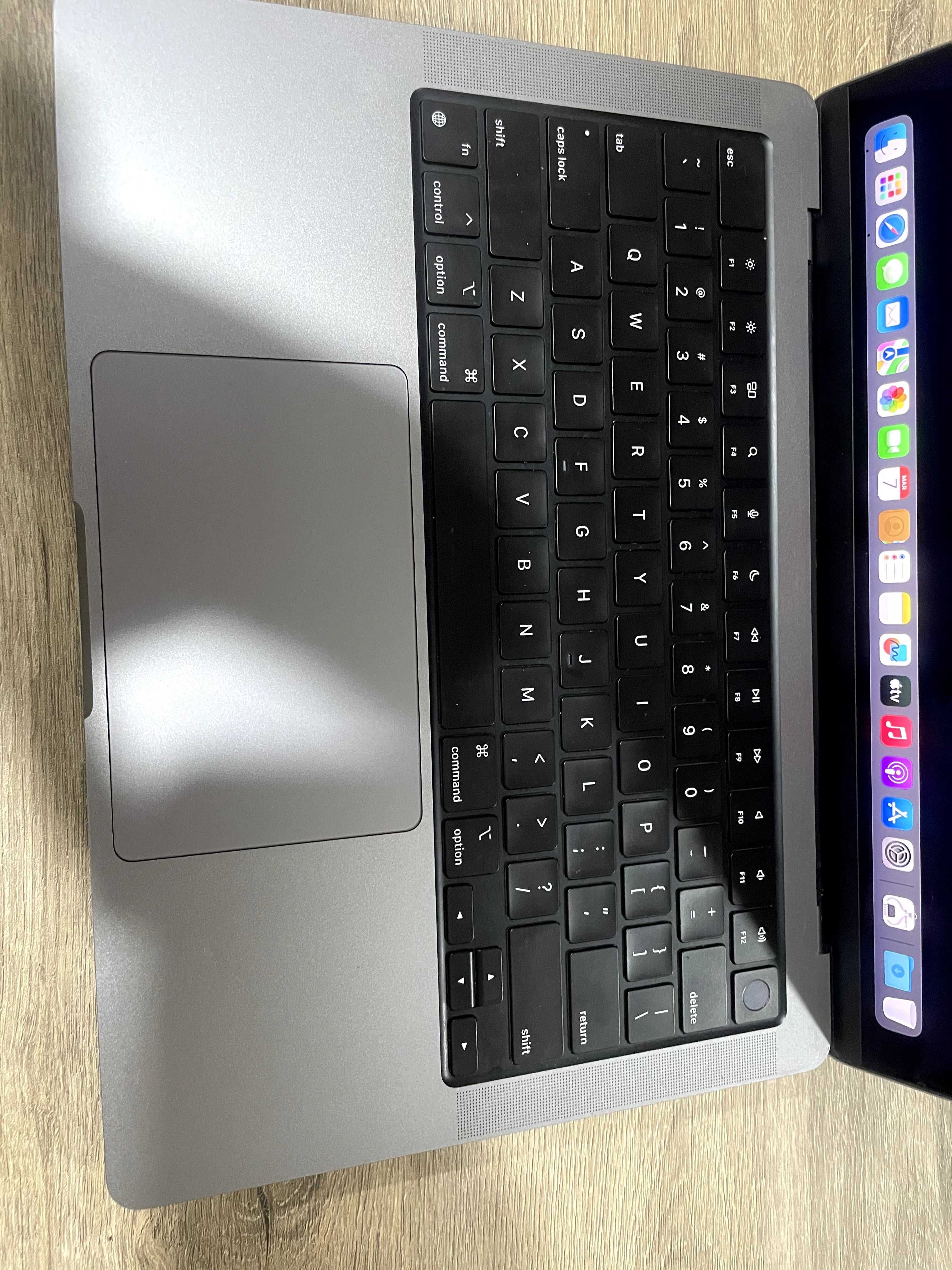 Ноутбук Apple MacBook pro 14 M1 pro 16/512 gb 2021 (MLY43) A2442 gray