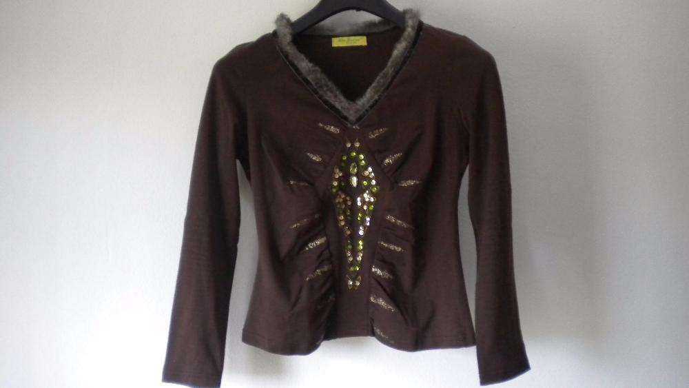 Camisola castanha missangas S NOVA