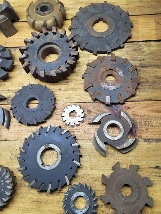 Продам фрезы по дереву