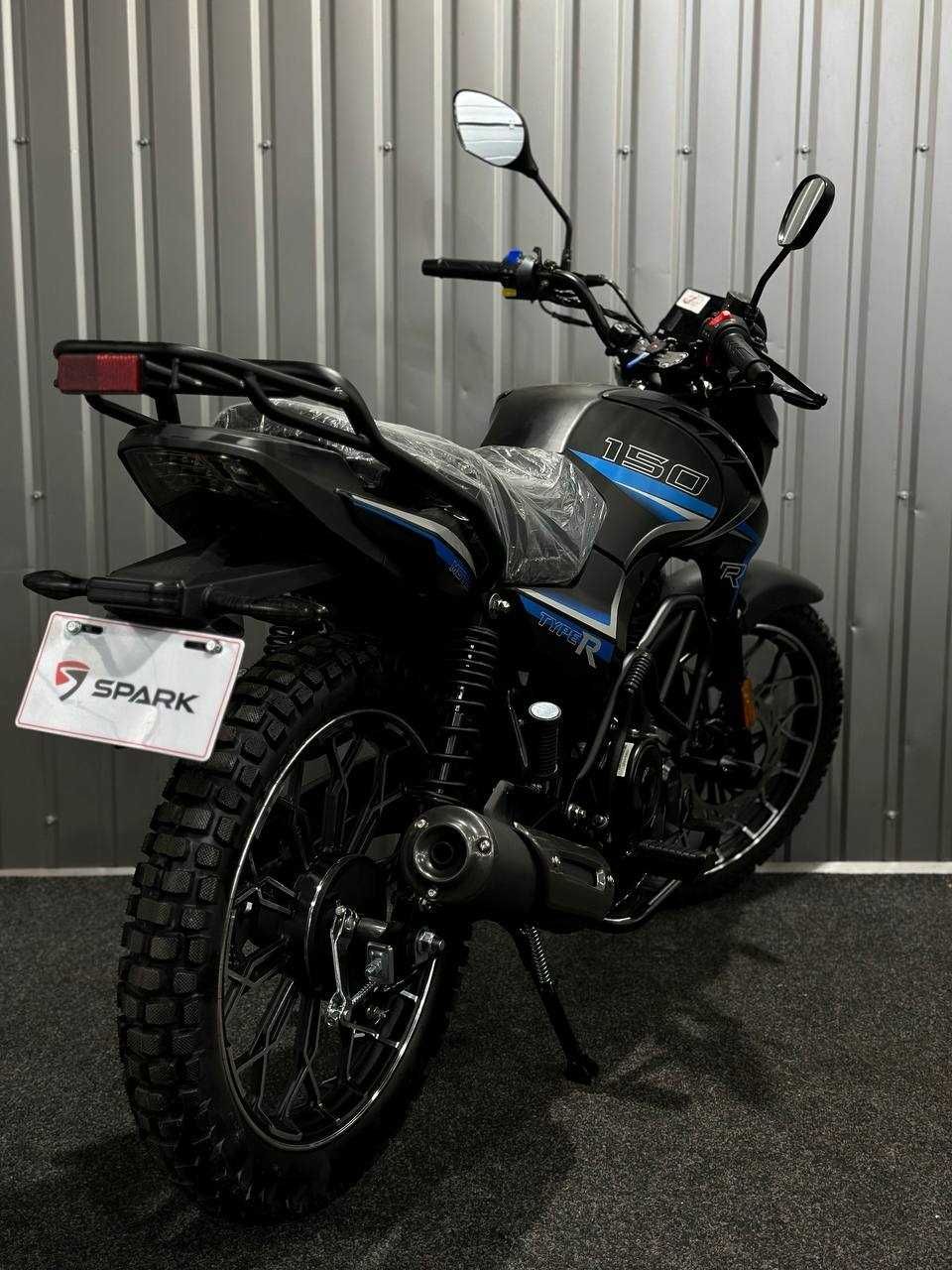 Новий мотоцикл Spark SP150R-12S