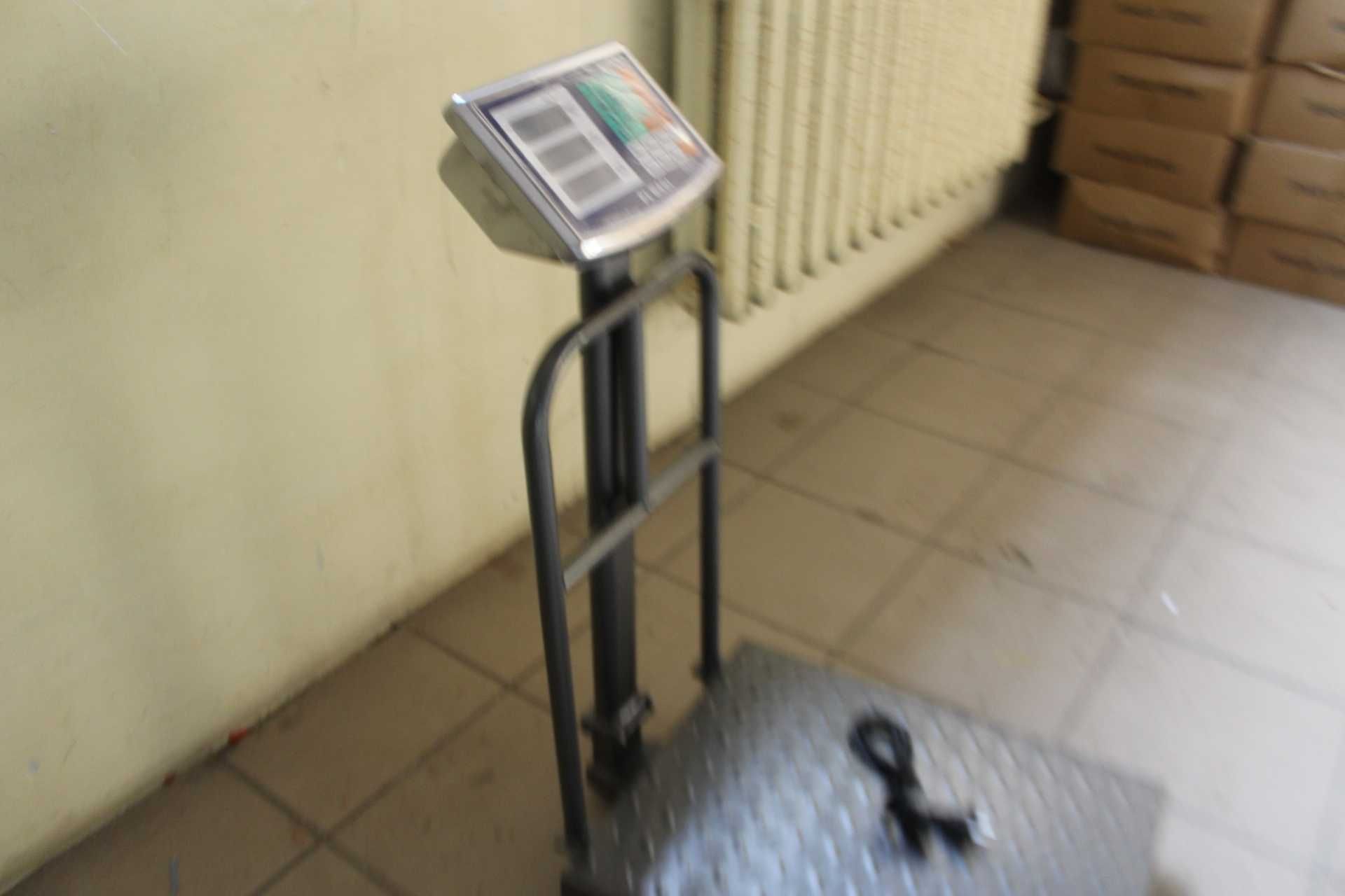 Waga Magazynowa Elektroniczna Sklepowa LCD 150kg Platformowa Towarowa