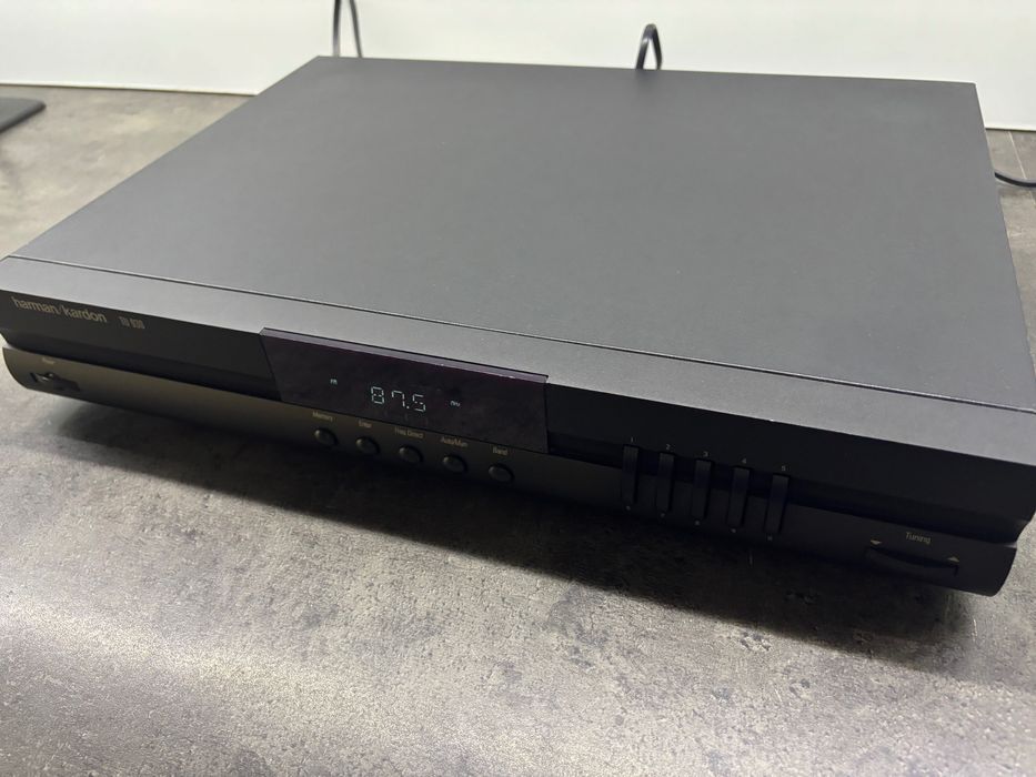 Tuner harman kardon TU930