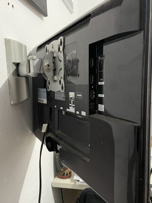 Mini televisão de quarto