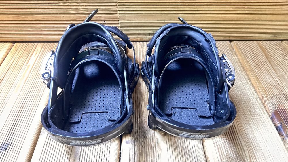 Burton Custom fixações
