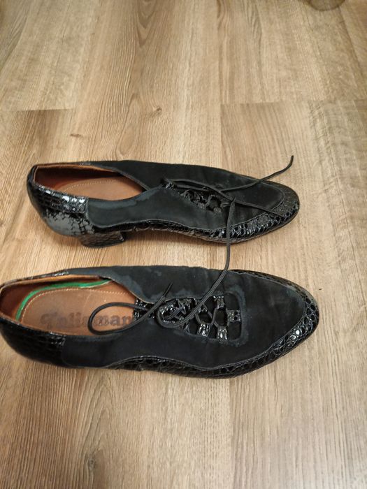 Танцевальные туфли