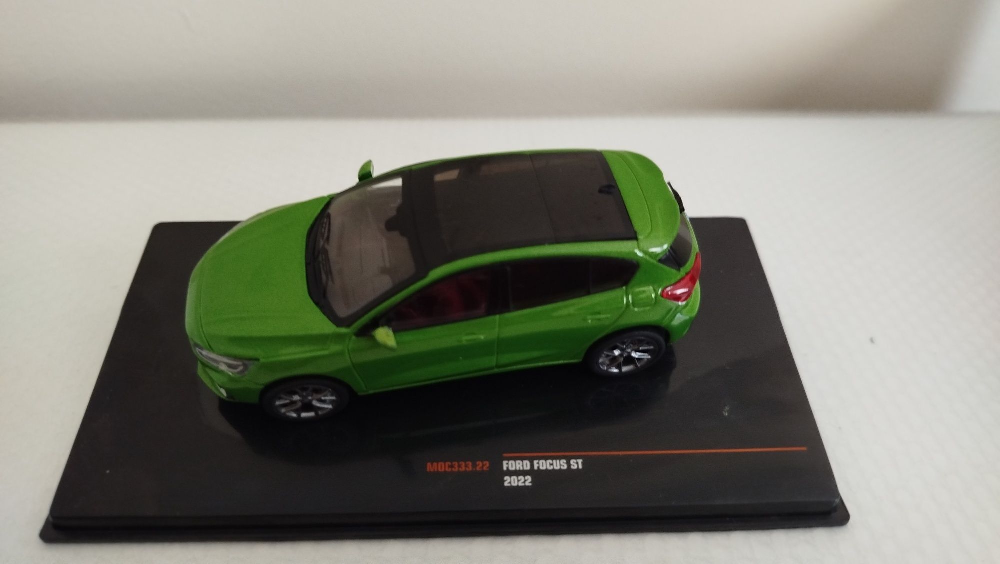 Miniatura Ford Focus ST 1/43 Nova